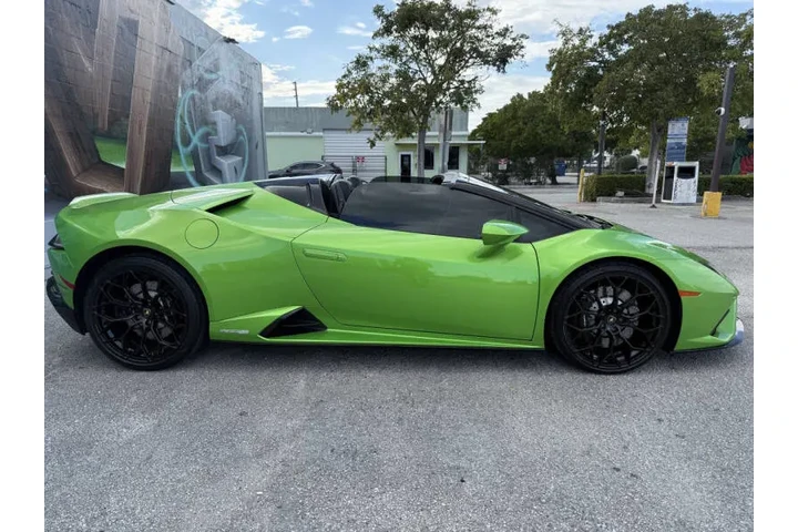 $259999 : 2021 Huracan EVO Spyder image 5