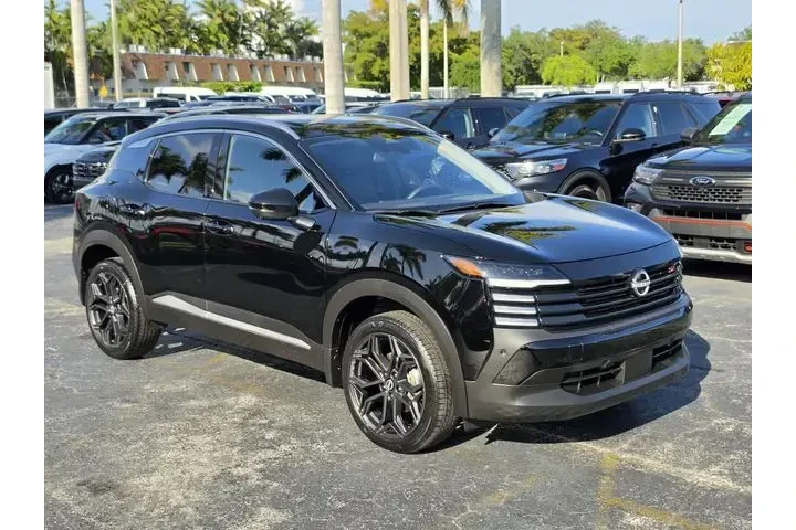 $23990 : Nissan Kicks 2025 SR 4dr Cro image 2