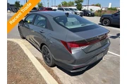$17895 : Hyundai ELANTRA 2023 SEL 4dr thumbnail