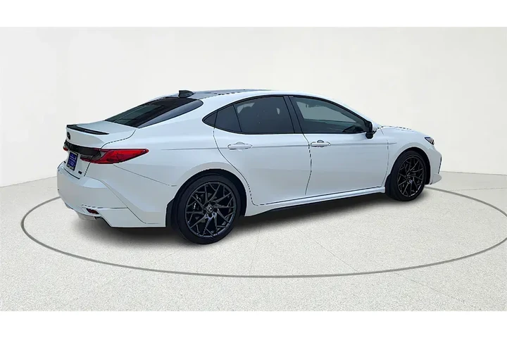 $39967 : Toyota Camry 2026 SE 4dr Sed image 8