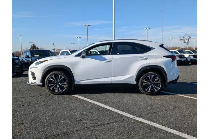 $20487 : Lexus NX 300 2021 AWD F SPOR image 6