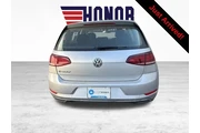 $11988 : Volkswagen e-Golf 2019 SE 4d thumbnail