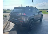 $19450 : Jeep Cherokee 2019 4x4 Trail thumbnail