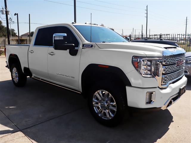 $59995 : 2022 GMC Sierra 2500HD Denali image 9