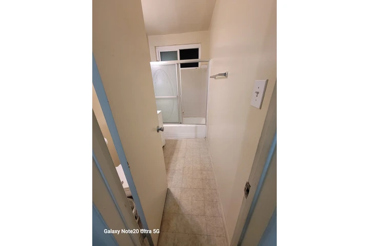 $800 : RENTO CUARTO, SUR LOS ANGELES image 4