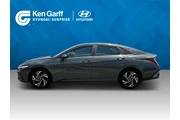 $20990 : Hyundai ELANTRA 2024 SEL 4dr thumbnail
