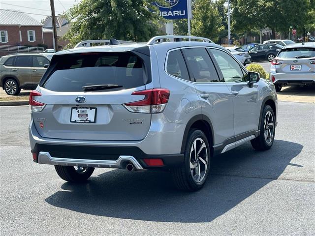 $38690 : PRE-OWNED 2024 SUBARU FORESTER image 2