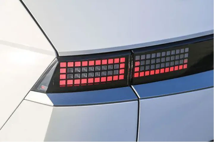 $25991 : Hyundai IONIQ 5 2024 SEL 4dr image 10