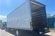 2015 FREIGHTLINER 24FT DRY BOX en Orlando