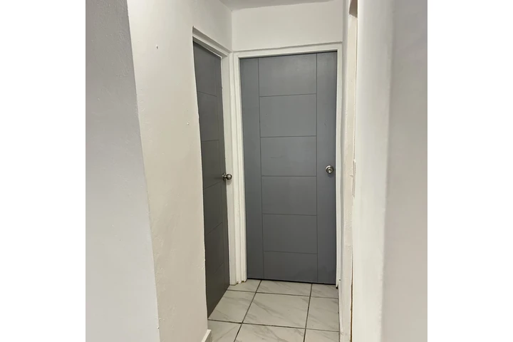 $900 : Se Renta apartamento image 1