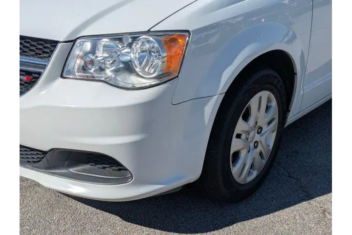 $14995 : Dodge Grand Caravan 2019 SE image 9