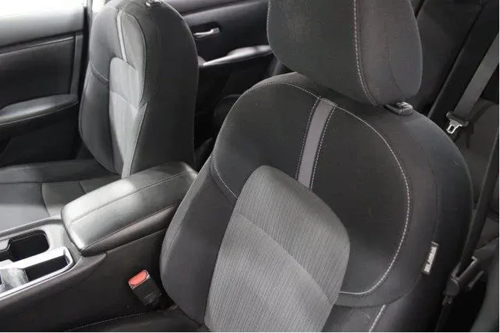 $17910 : Nissan Sentra 2021 SV 4dr Se image 6