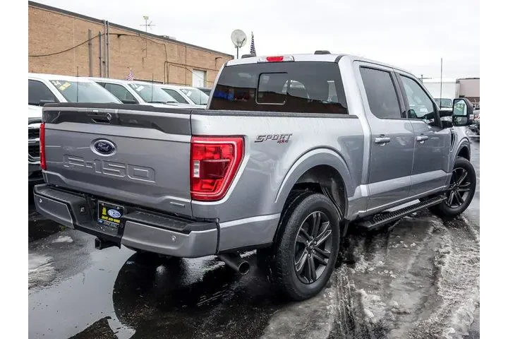 $38977 : Ford F-150 2021 4x4 XLT 4dr image 8
