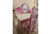 Tocador infantil con silla en Santiago