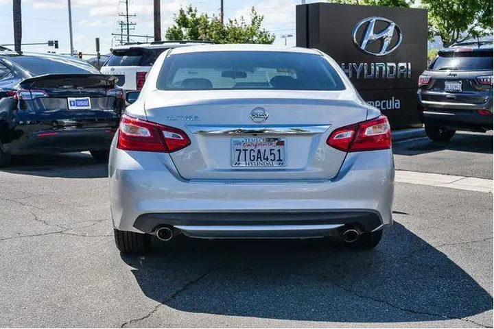 $11400 : Nissan Altima 2016 2.5 S 4dr image 6