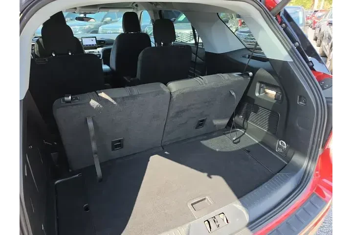 $26990 : Ford Explorer 2024 XLT 4dr S image 6