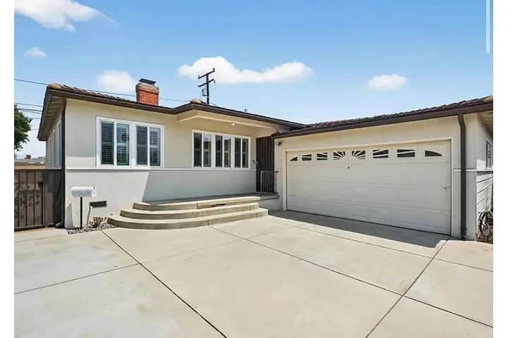 $1450 : ASTONISHING HOUSEHOLD FOR RENT image 1