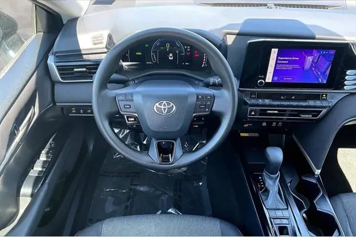 $24492 : Toyota Camry 2025 SE 4dr Sed image 8