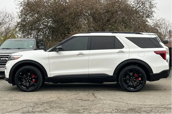 $39500 : Ford Explorer 2024 AWD ST 4d image 7
