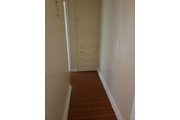 $1595 : 1 bedroom thumbnail