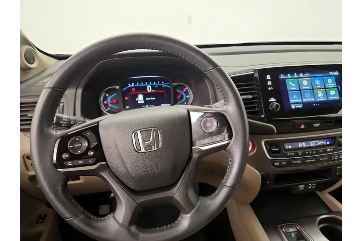 $29998 : Honda Pilot 2021 AWD EX-L 4d image 10