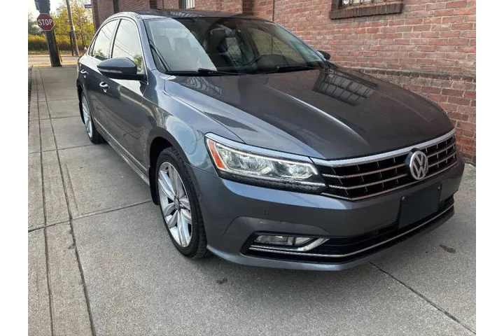 $9999 : 2017 Passat 1.8T SEL Premium image 8