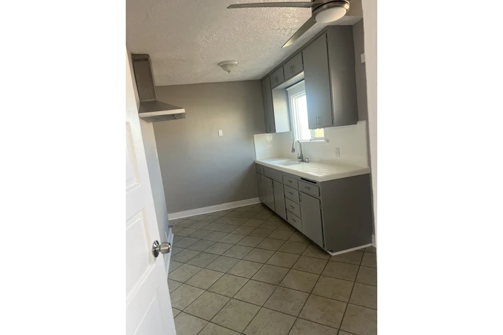 $3300 : Casa de 3 Rec image 7