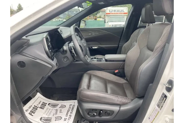 $57999 : 2023 RX 350 image 10
