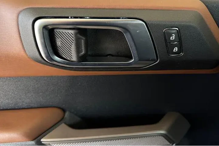 $36841 : Ford Bronco 2022 4x4 Outer B image 10