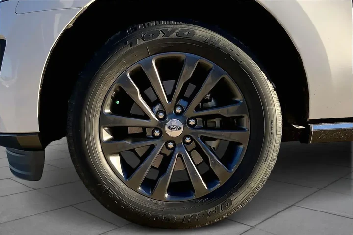 $36741 : Ford Expedition MAX 2021 4x2 image 10