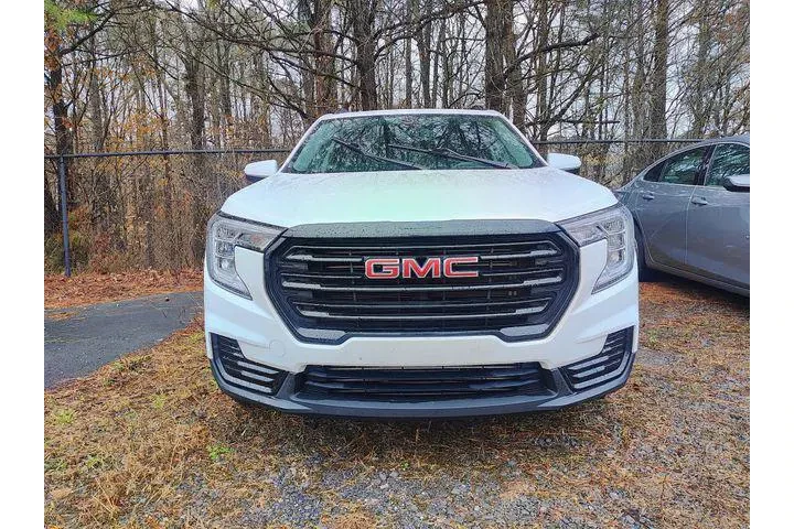 $20654 : GMC Terrain 2022 SLE 4dr SUV image 2