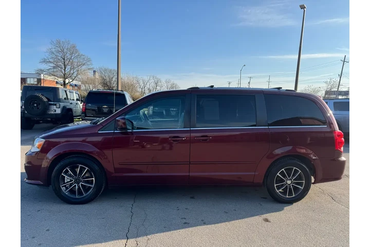$5980 : 2017 Grand Caravan SXT Wagon image 5