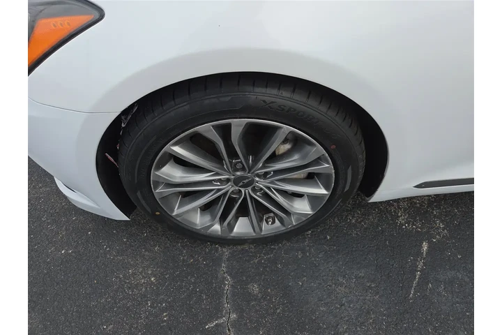 $12995 : 2015 Genesis 3.8L image 8