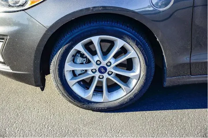 $20299 : Ford Fusion Energi 2020 Tita image 9