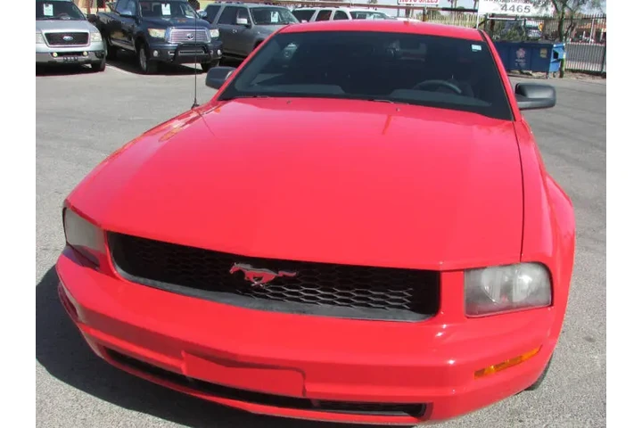 $9995 : 2005 Mustang V6 Deluxe image 8