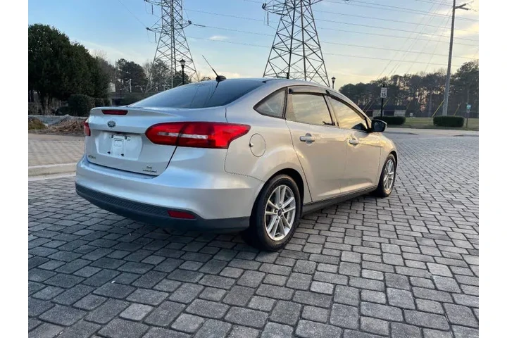 $4995 : 2016 Focus SE image 5