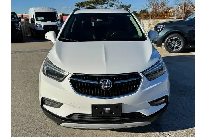 $10500 : Buick Encore 2017 Essence 4d image 2