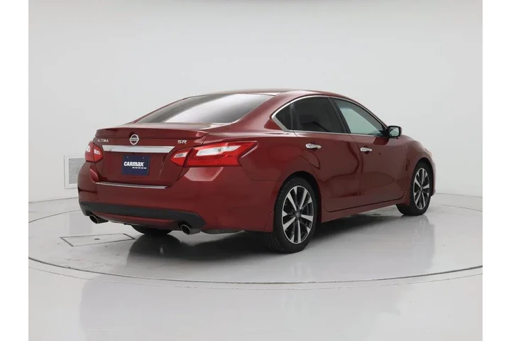$11998 : Nissan Altima 2016 2.5 SR 4d image 8