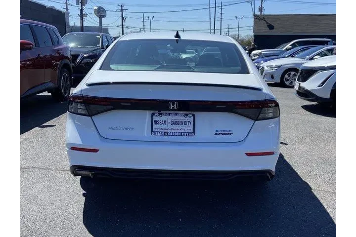 $24700 : Honda Accord Hybrid 2024 Spo image 5