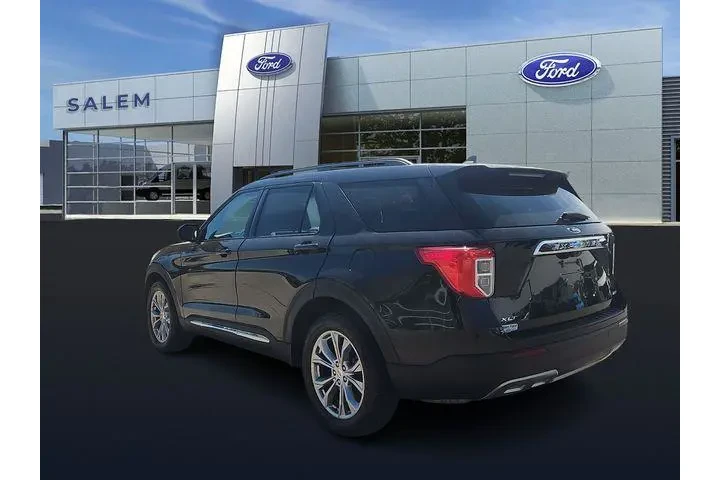 $28620 : Ford Explorer 2022 AWD XLT 4 image 4