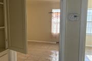 $2095 : 2 bedroom home, parking, LA thumbnail