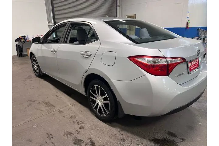 $15918 : Toyota Corolla 2015 image 5