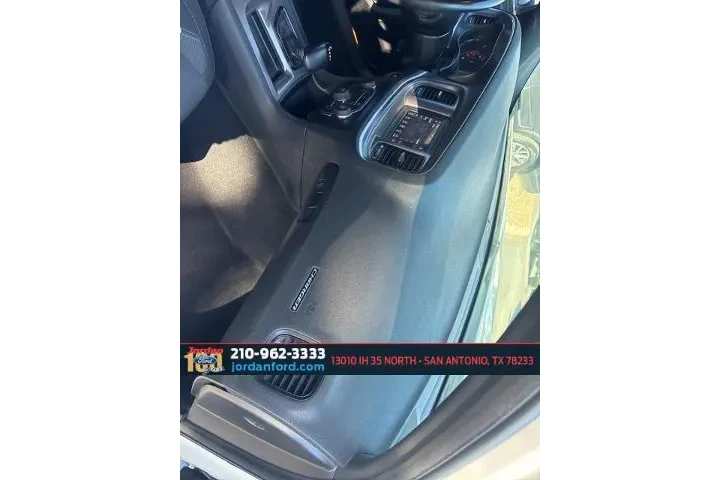 $13842 : Dodge Charger 2019 SXT 4dr S image 9