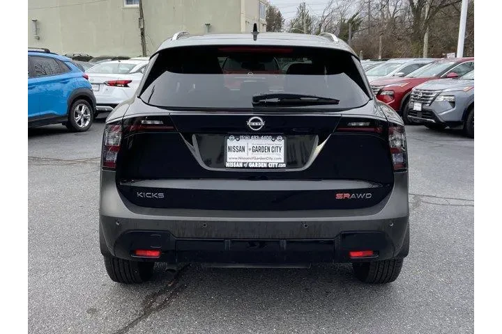 $21550 : Nissan Kicks 2025 AWD SR 4dr image 5