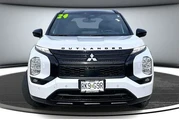 $30000 : Mitsubishi Outlander PHEV 20 thumbnail