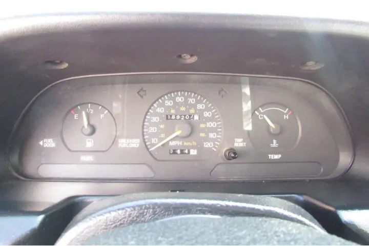 $2995 : 1995 Escort LX image 10