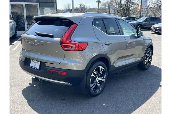 $26000 : Volvo XC40 2021 AWD T5 Inscr image 5
