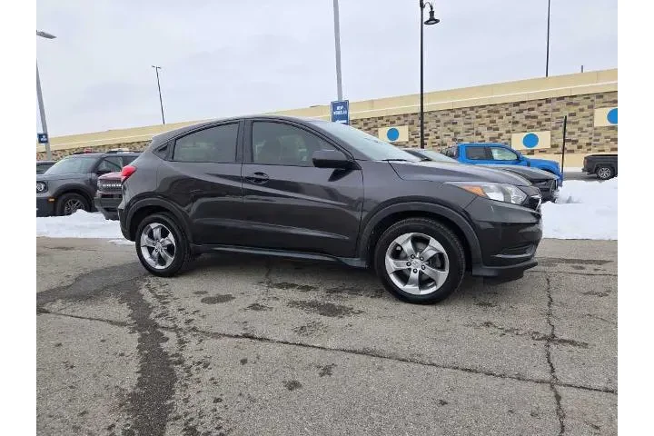 $13958 : Honda HR-V 2018 AWD LX 4dr C image 2