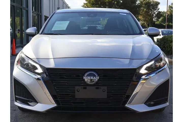 $15995 : Nissan Altima 2023 2.5 S 4dr image 8