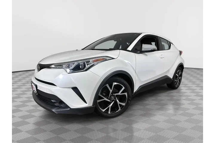 $18864 : Silver Certified 2018 C-HR XLE image 1